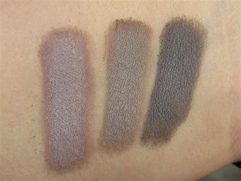 Urban Decay Naked 2 Basics Eyeshadow Palette Review Swatches