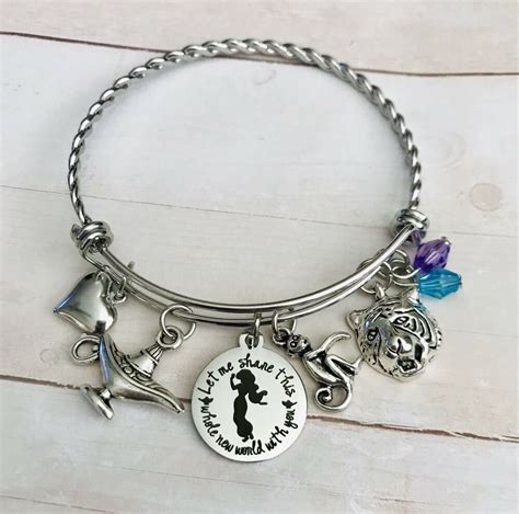 Disney Aladdin Princess Jasmine Theme Charm Bracelet A Whole New World Ebay Aladdin Princess