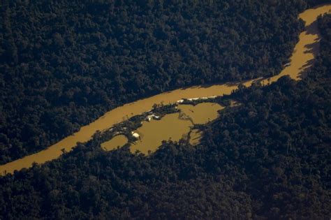 FAB manterá abertura parcial do espaço aéreo yanomami até maio Portal