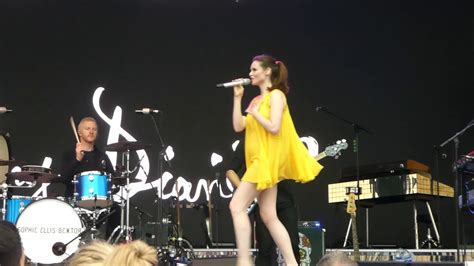 Sophie Ellis Bextor Groovejet If This Aint Love At Blenheim Youtube