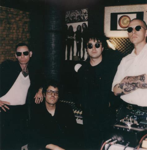 VR SEX Share New Single Inanimate Love Listen