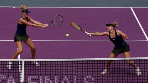 Canadas Dabrowski Partner Routliffe Fall In Womens Doubles