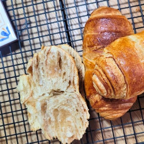 Saftige Franzbr Tchen Aus Croissantteig Mit Sauerteig Kr Melig