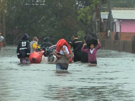 G Chuva E Granizo Afetam Mais De Mil Pessoas No Rs Diz Defesa