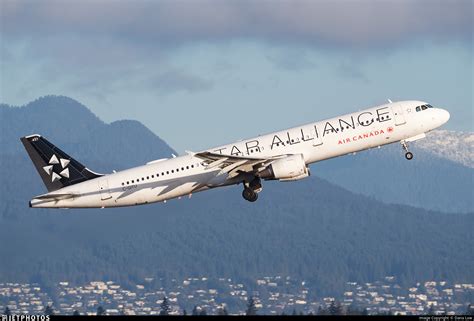 C GITU Airbus A321 211 Air Canada Dana Low JetPhotos