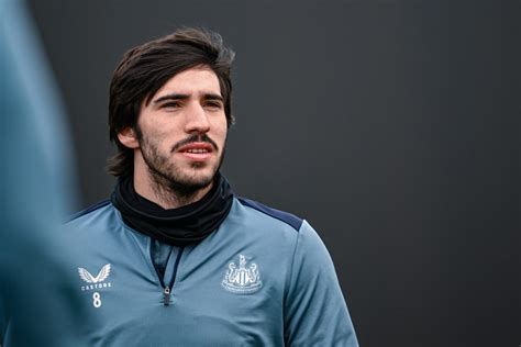 Who Is Sandro Tonali Age Height Stats Salary More