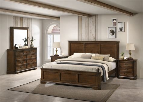 Roundhill Furniture Maderne Traditional 5 Piece Wood Bedroom Furniture