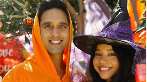 Vijay Mallyas Son Siddharth Gets Engaged To Girlfriend At Halloween