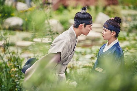 Park Go Bum To Fulfill His Promise As Moonlight Drawn By Clouds Hits