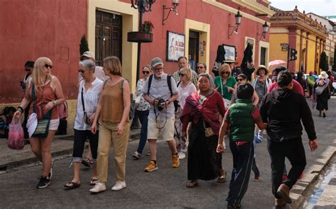 Llegada de turistas extranjeros a México crece en noviembre Inegi