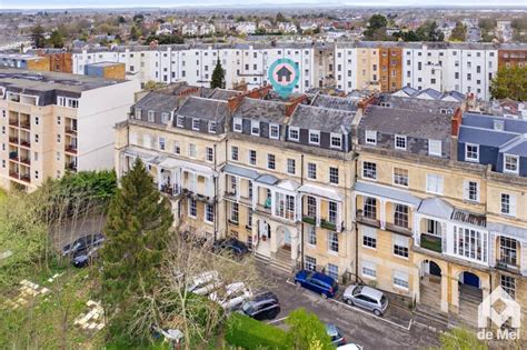 1 Bed Flat For Sale In Lansdown Place Cheltenham Gl50 Zoopla