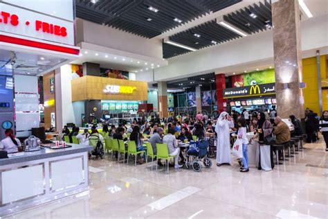 Food court in Dubai Mall editorial stock image. Image of service ...