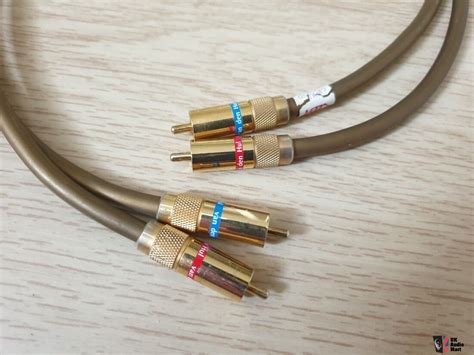 Van Den Hul M C Gold Hybrid Cm Pair Interconnects Photo