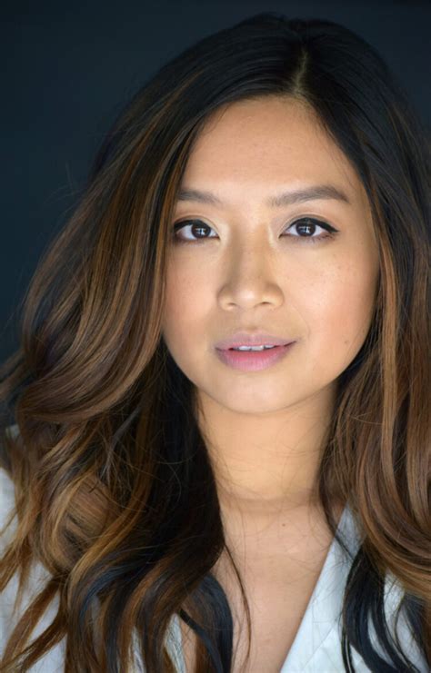 10 Hot Sexy Cynthy Wu Bikini Pics