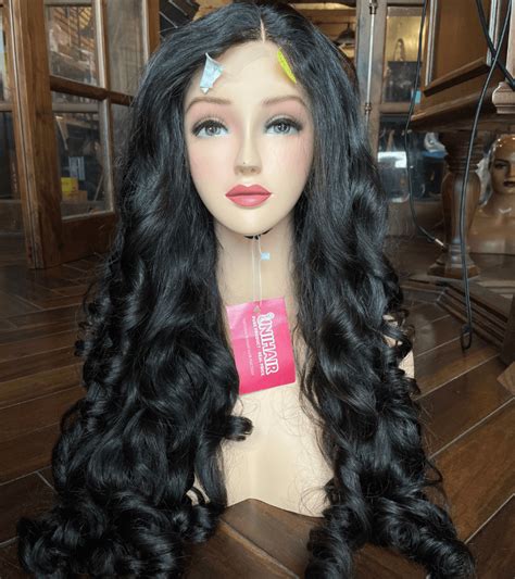 Natural Black Color 4x4 Lace Closure Wigs Bouncy Curly 28 Inches