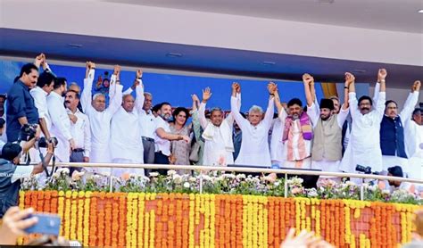 Karnataka Cabinet Expansion 24 New Ministers Sworn In Sher E Punjab