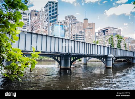 Melbourne bridge hi-res stock photography and images - Alamy