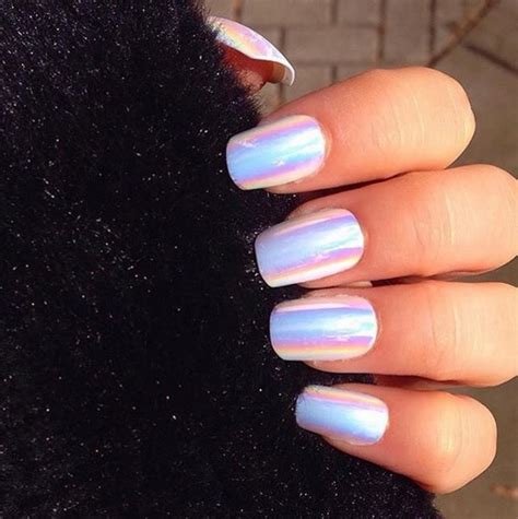 Holographic Nails The Newest Manicure To Make A Splash Beauty