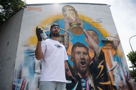 Arte Y Fiebre Popular Los Murales En Homenaje A Messi Copan Las