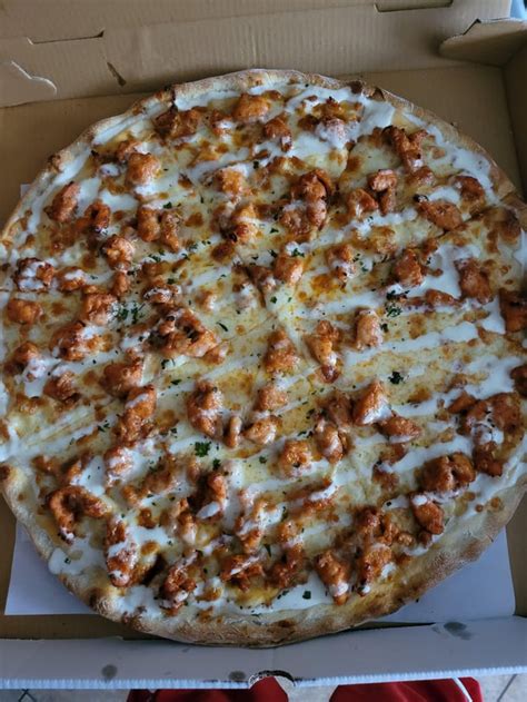 Best Buffalo Chicken Pizza Ive Ever Eaten Rfoodporn