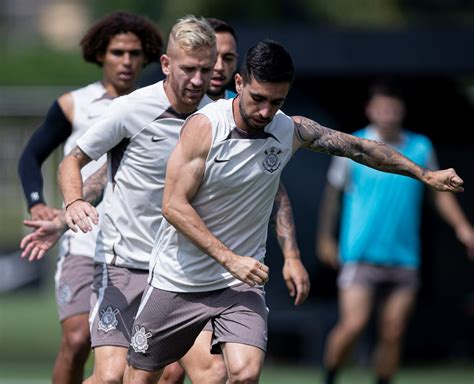 Corinthians Se Reapresenta Pedro Raul E Igor Coronado Visando