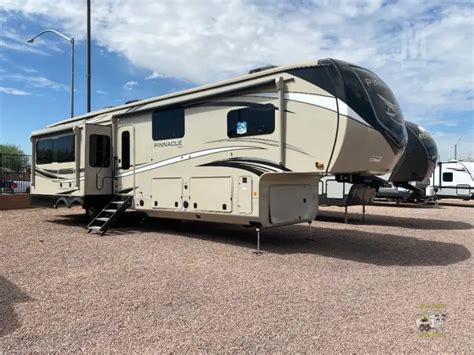 2022 JAYCO PINNACLE FIFTH WHEEL TRAILER Vehicle Details