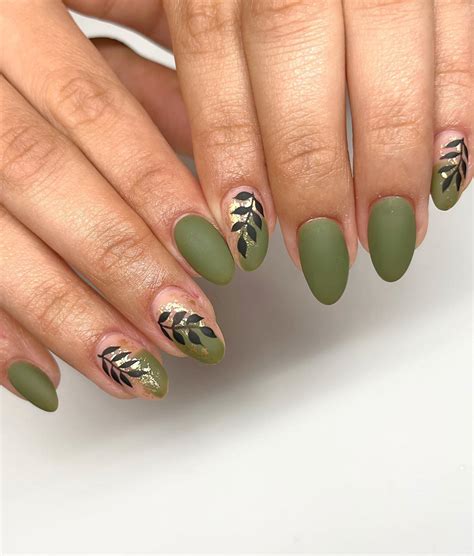 17 Stylish Ideas For Almond Sage Green Nails