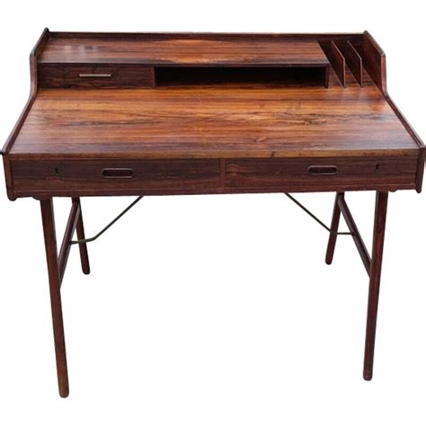 Bureau Vintage Mod Le En Palissandre Par Arne Wahl Iversen Pour