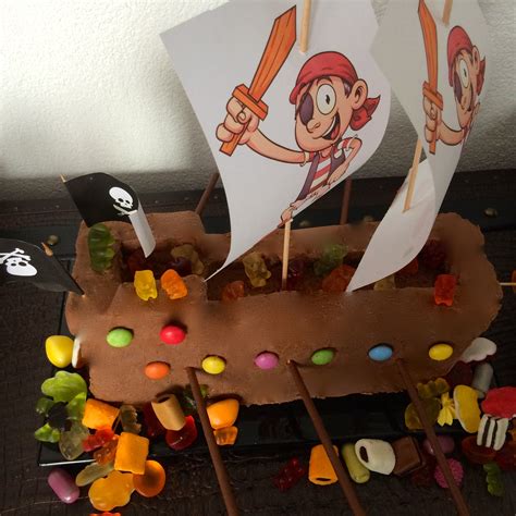 Piratenschiff Kuchen