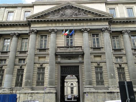 Palazzo Di Giustizia O Palazzo Del Senato Sabaudo Angoli Torino