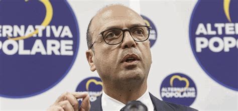 Legge elettorale Alfano rompe con Renzi Con il Pd è finita