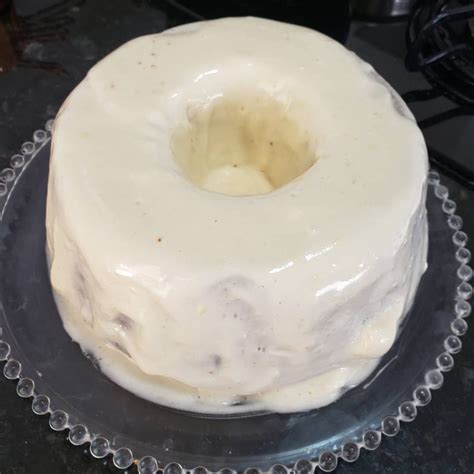 Bolo De Cenoura Cobertura De Cream Cheese A Sobremesa Do Dia Das M Es