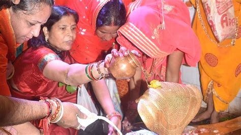 Ujjain Women Worship Saubhagyaeshwar Mahadev On Hartalika Teej