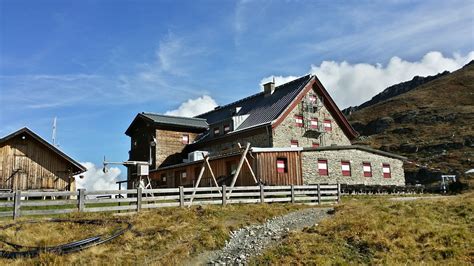 Stubaier Höhenweg Etappe 2 Franz Senn Hütte Neue Regensburger