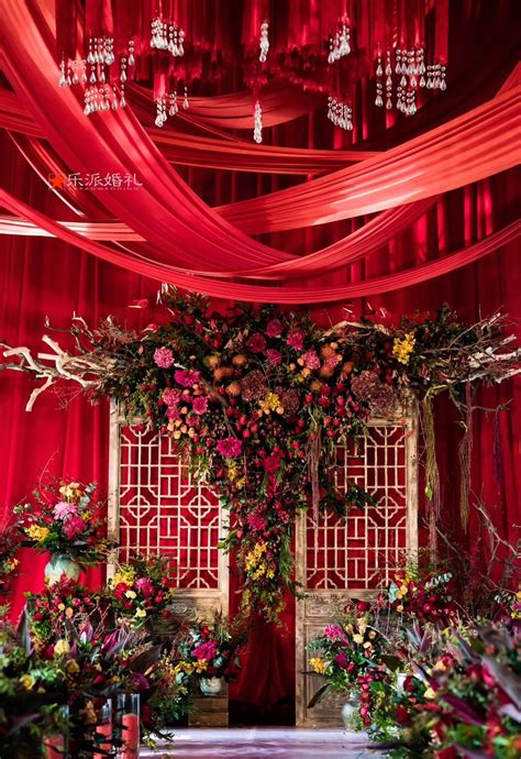 Red Wedding Design - Decorate