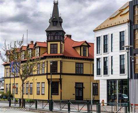 Reykjavík - Centre and Hallgrimskirkja Church - proMuser