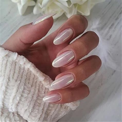 23 Elegant Pearl Nails Design For Any Occasion Lilyart