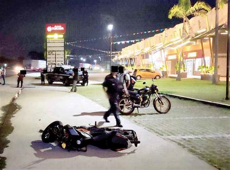 Causó Daños A Motociclista En Corte De Circulación Periódico El Orbe