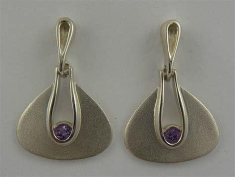 Pin by Bella Ward on jewelry | Earrings, Silver jewelry handmade ...