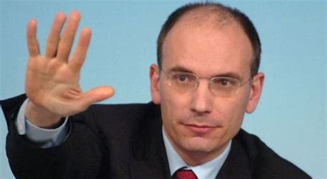 Enrico Letta si dimette dal Parlamento Rinuncio alla pensione vivrò