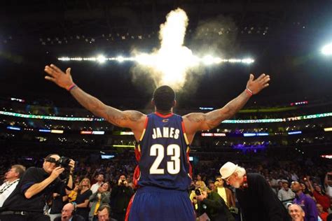 The Source Get Your First Look At Lebron In Action As A Member Of The Cleveland Cavaliers