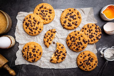 Chocolate Chips Cookies Recipe - The Gastro Magazine