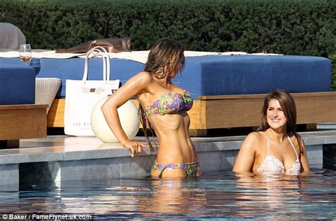 Luisa Zissman Sizzles Poolside In Bright Bandeau Bikini Daily Mail Online