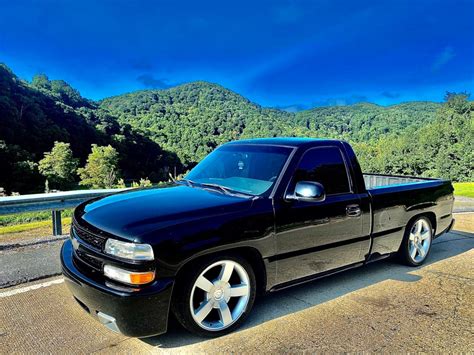 Shawns 2001 Chevrolet Silverado 1500 Holley My Garage