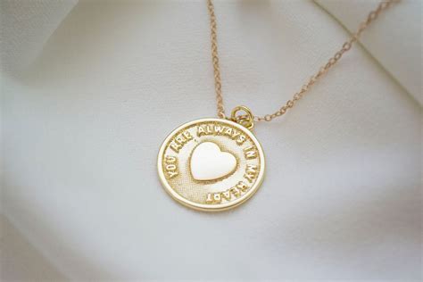 Medallion Coin Necklace / Medallion Necklace / Gold Coin - Etsy