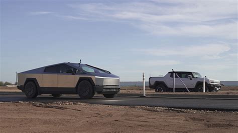 This Tesla Cyberbeast Vs Hummer Ev Drag Race Is Unmissable