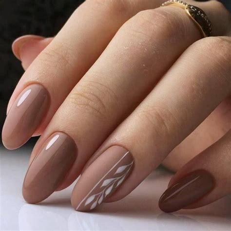 Fall Nail Colors For Women Over 40 Timeless And Chic 15 Ideas Beige