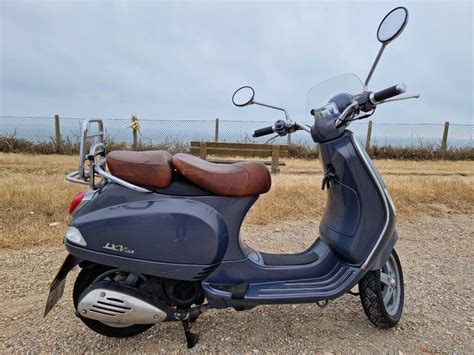 Piaggio Vespa Lxv 125 2007 124 Cc In Saltdean East Sussex Gumtree