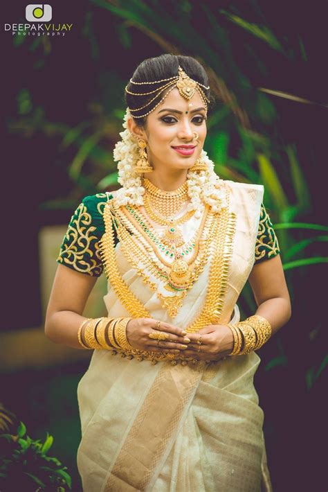 Trendy Green Kerala Saree Blouse Designs To Try In Bling Sparkle