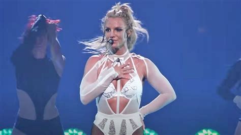 Britney Spears Dropped A Dance Montage That Ended With Her Sticking Her ...